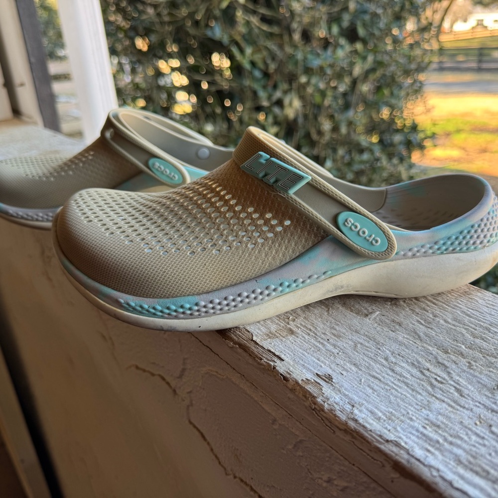 CROCS Lite Ride Beige and Blue slip ons